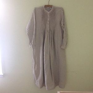 VINTAGE LL BEAN FLANNEL NAVY/CREAM NIGHTGOWN SIZE MEDIUM
